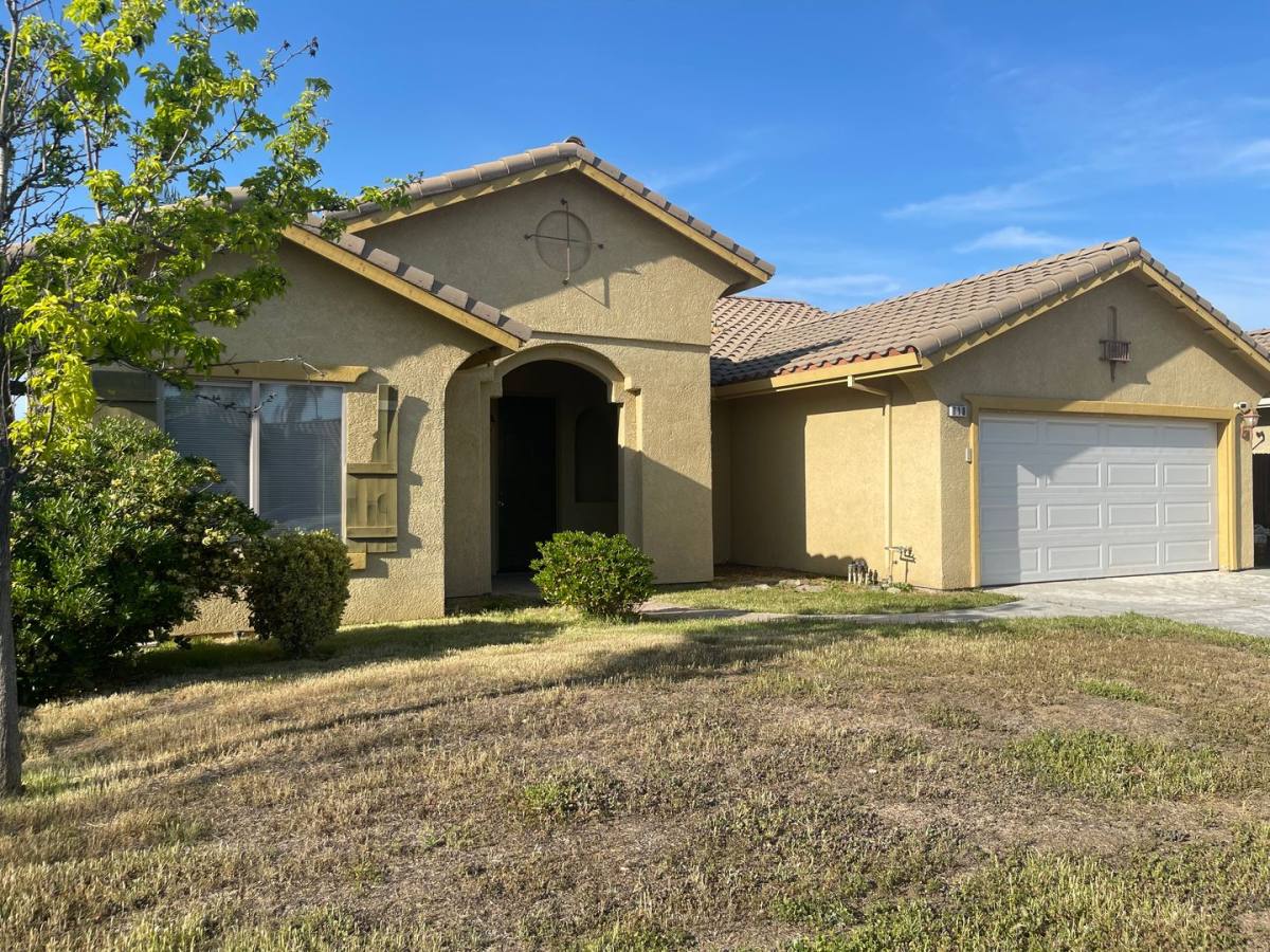 House for rent at 618 Winepress, Los Banos, CA 93635