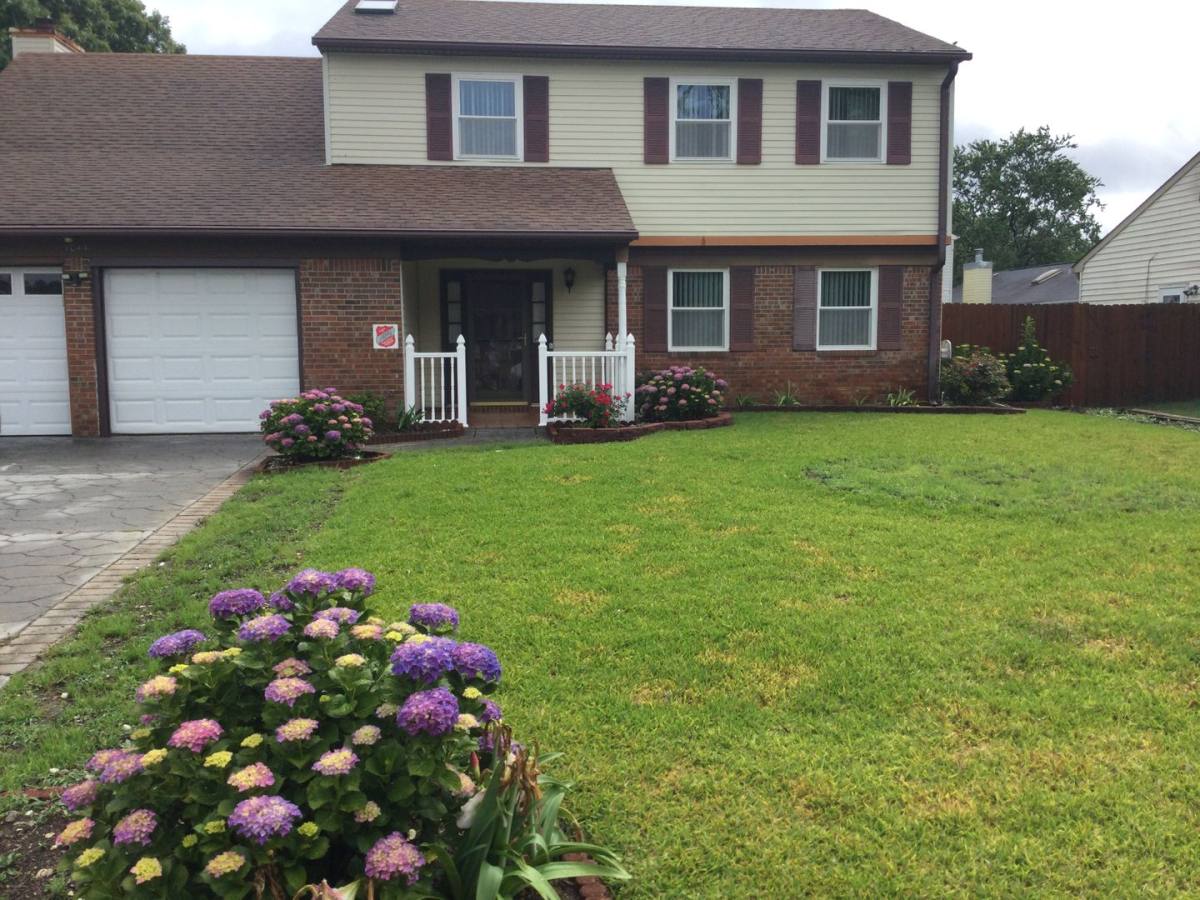 House for rent at 1044 Chatmoss Dr, Virginia Beach, VA 23464