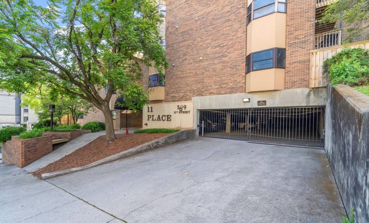 Apartment for rent at 2004 11th Place, Knoxville, TN 37919