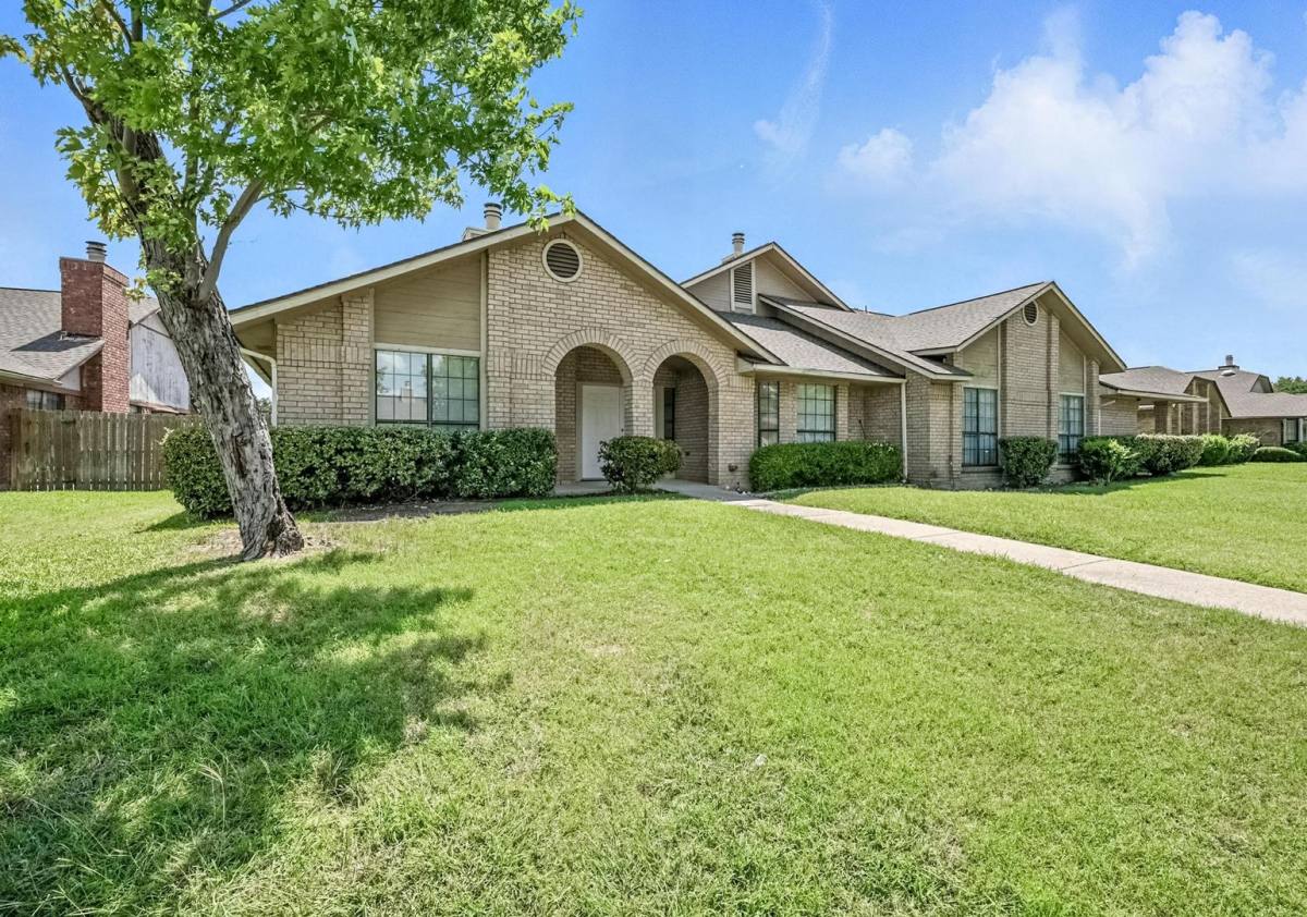 Apartment for rent at 4039 Saint Christopher Lane, Dallas, TX 75287