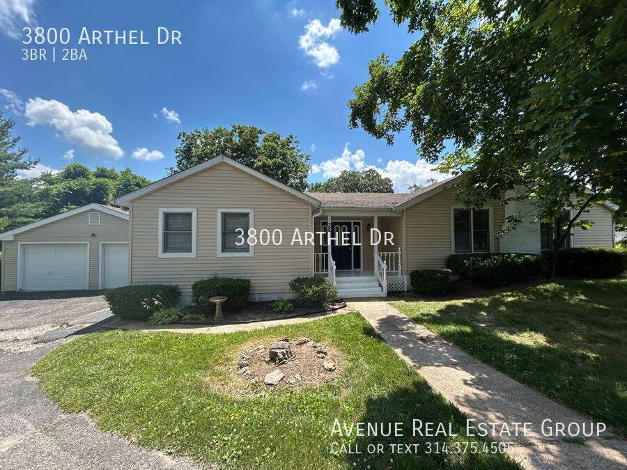 House for rent at 3800 Arthel Dr, Saint Louis, MO 63125