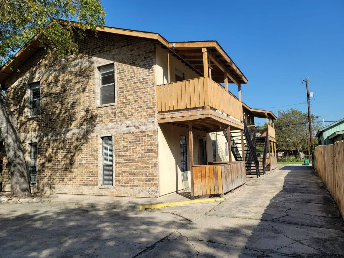 Apartment for rent at 418 Verne St, San Antonio, TX 78221
