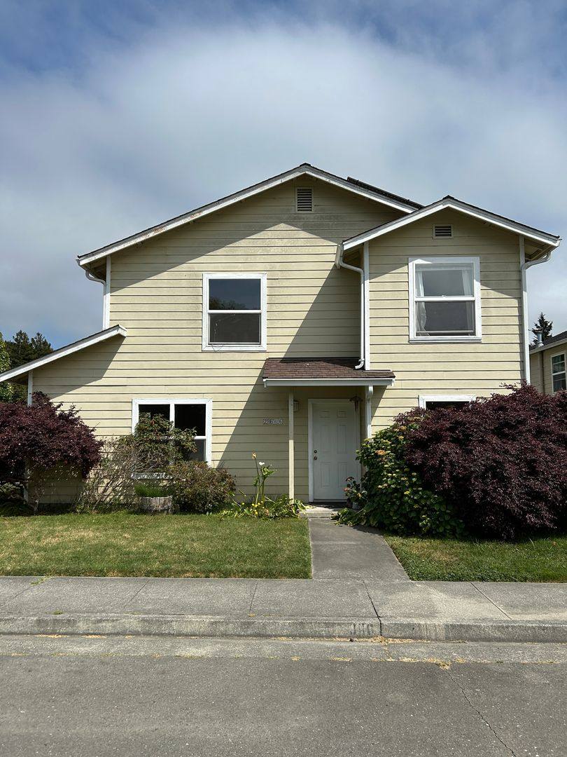 House for rent at 2986 Janes Creek Dr, Arcata, CA 95521