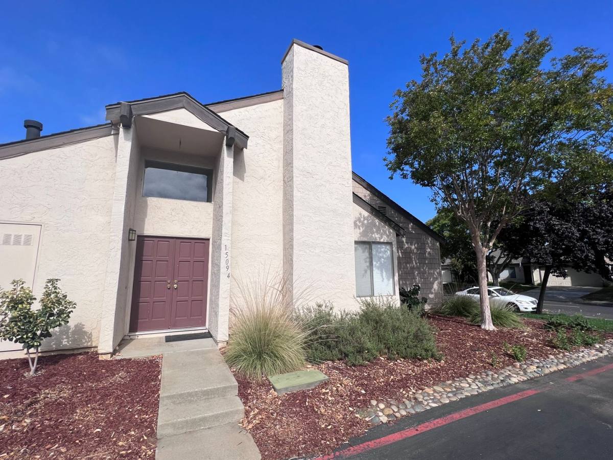 Townhouse for rent at 15094 Yosemite Way, Morgan Hill, CA 95037
