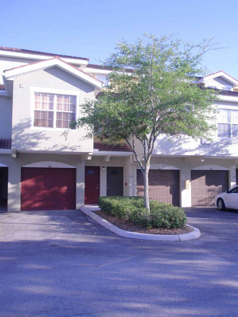 Townhouse for rent at 5711 Bentgrass Dr #202, Sarasota, FL 34235