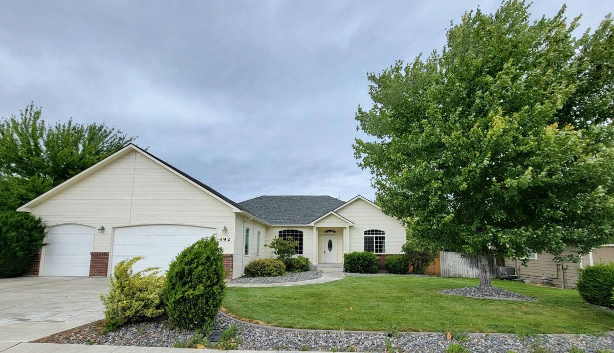 House for rent at 392 Oahu St, Richland, WA 99352