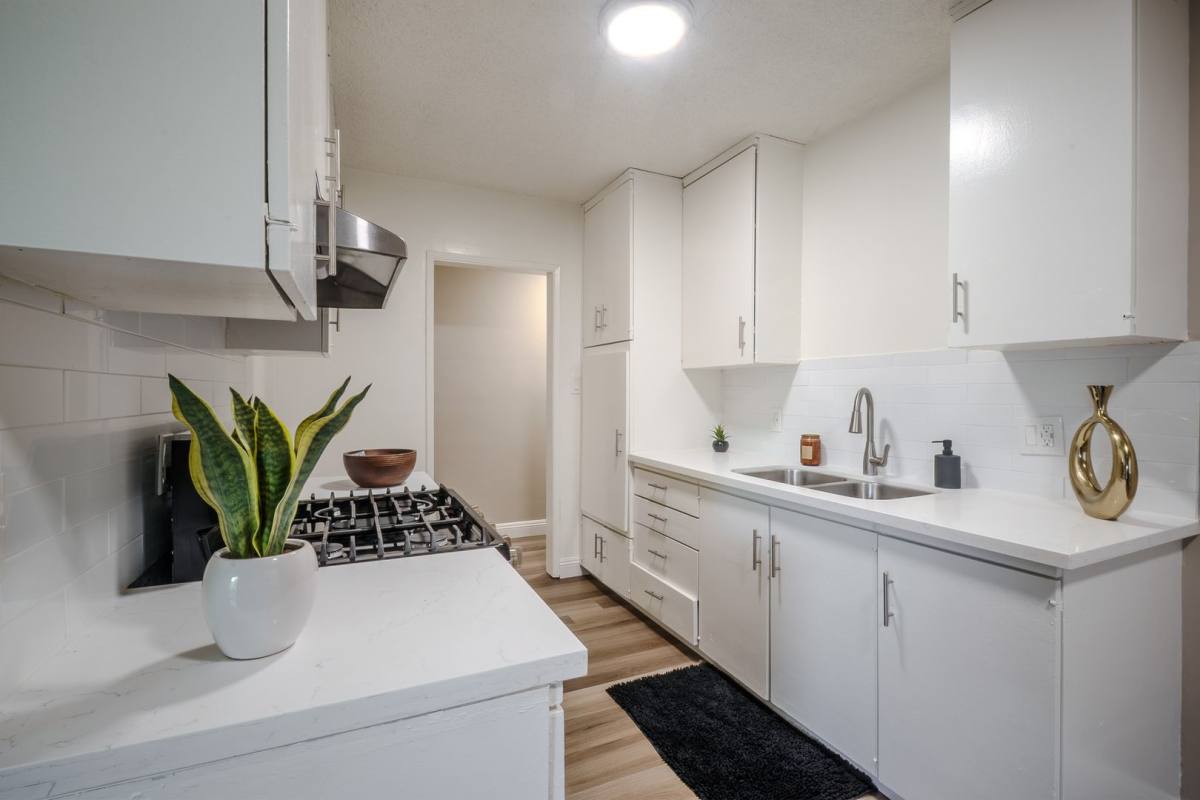 Apartment for rent at 922 Park Circle, Anaheim, CA 92804