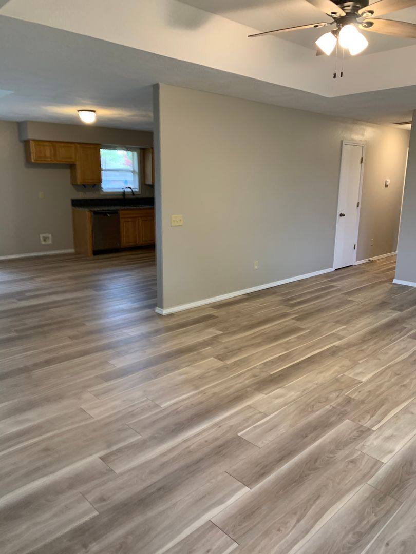 House for rent at 3963 W Eaglecrest St, Brookline, MO 65619