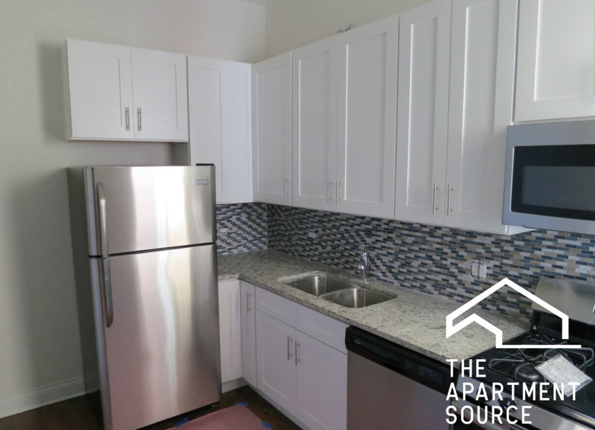 Apartment for rent at 1656 W Erie #F3, Chicago, IL 60622