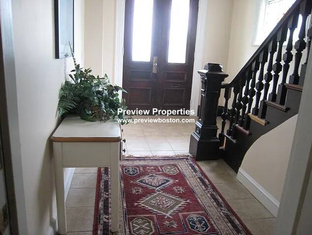 Apartment for rent at 49 Pearl St #2P, Newton, MA 02458