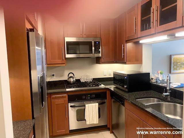 Apartment for rent at 1 Charles #1607, Boston, MA 02116