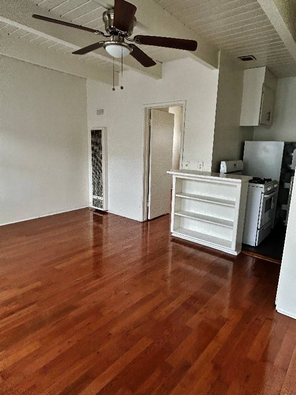 Apartment for rent at 1909 Beachwood Dr #118, Los Angeles, CA 90068