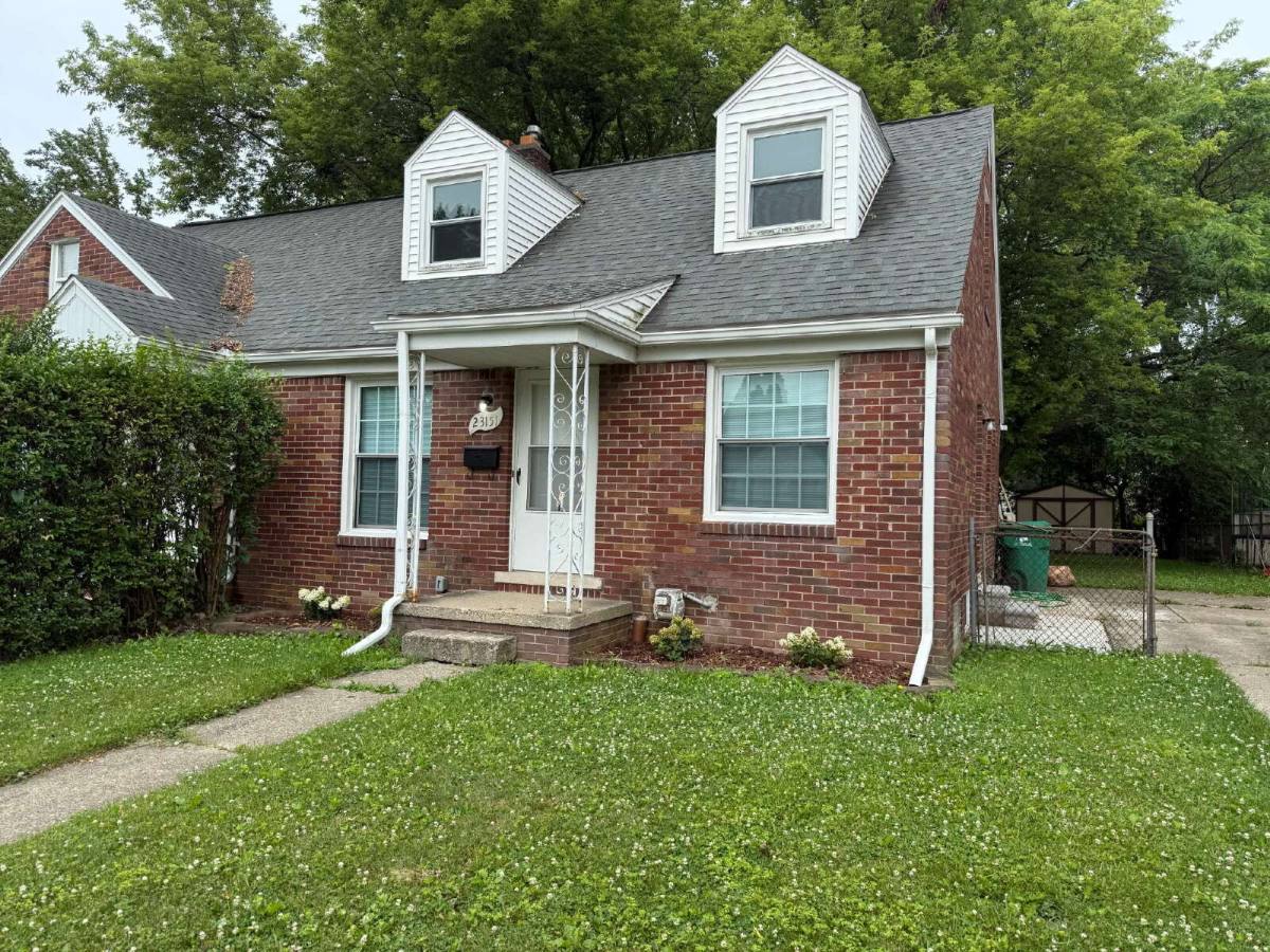 House for rent at 23151 Brittany Ave, Eastpointe, MI 48021