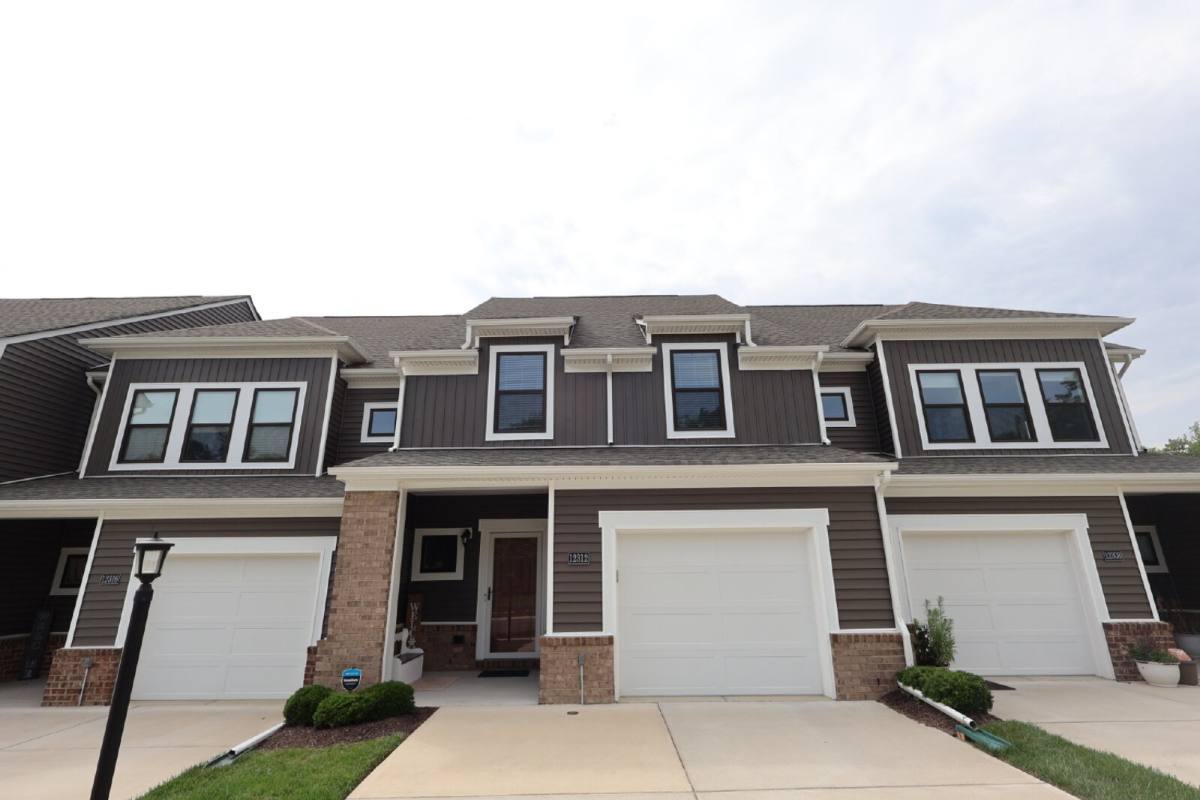 Townhouse for rent at 12312 Wescott Dr, Midlothian, VA 23112