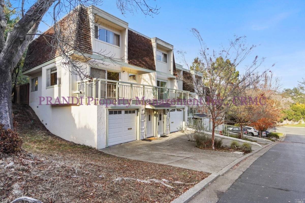 Townhouse for rent at 30 Aries Lane, Novato, CA 94947