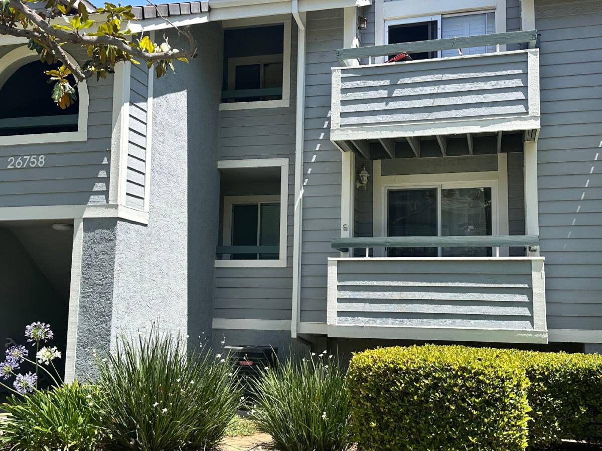 Condo for rent at 26758 Claudette St #427, Canyon Country, CA 91351