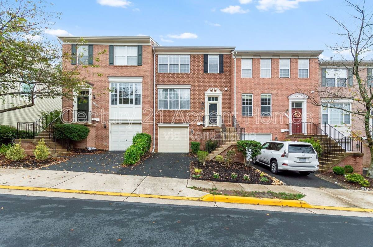 Townhouse for rent at 7715 Rachael Whitney Lane, Alexandria, VA 22315