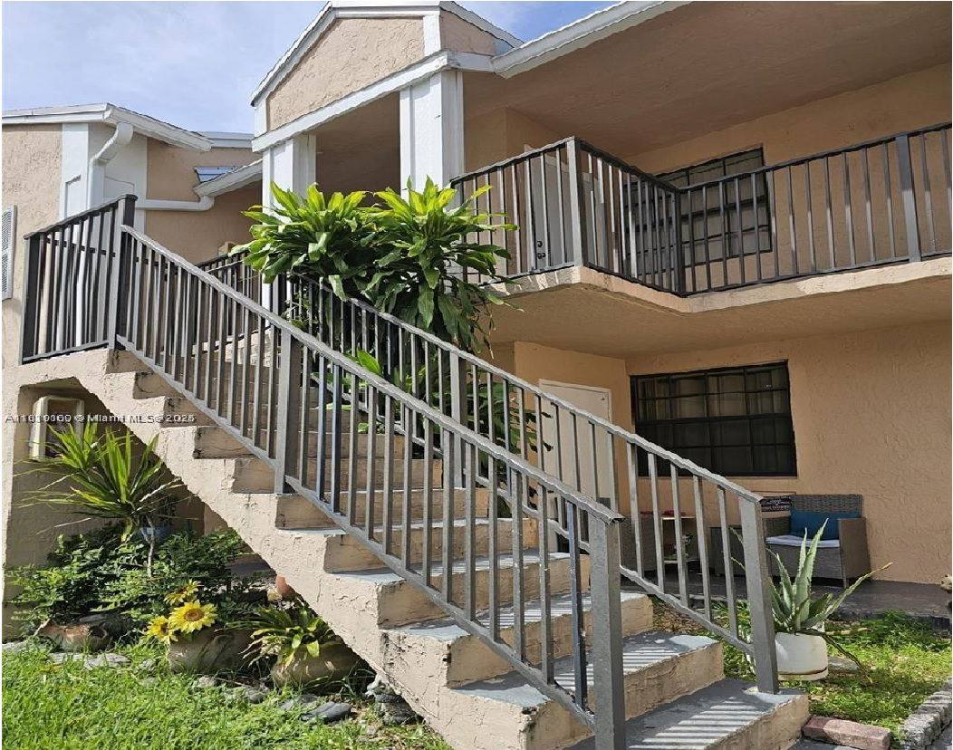 Apartment for rent at 1002 Adams Ave #1002E, Homestead, FL 33034
