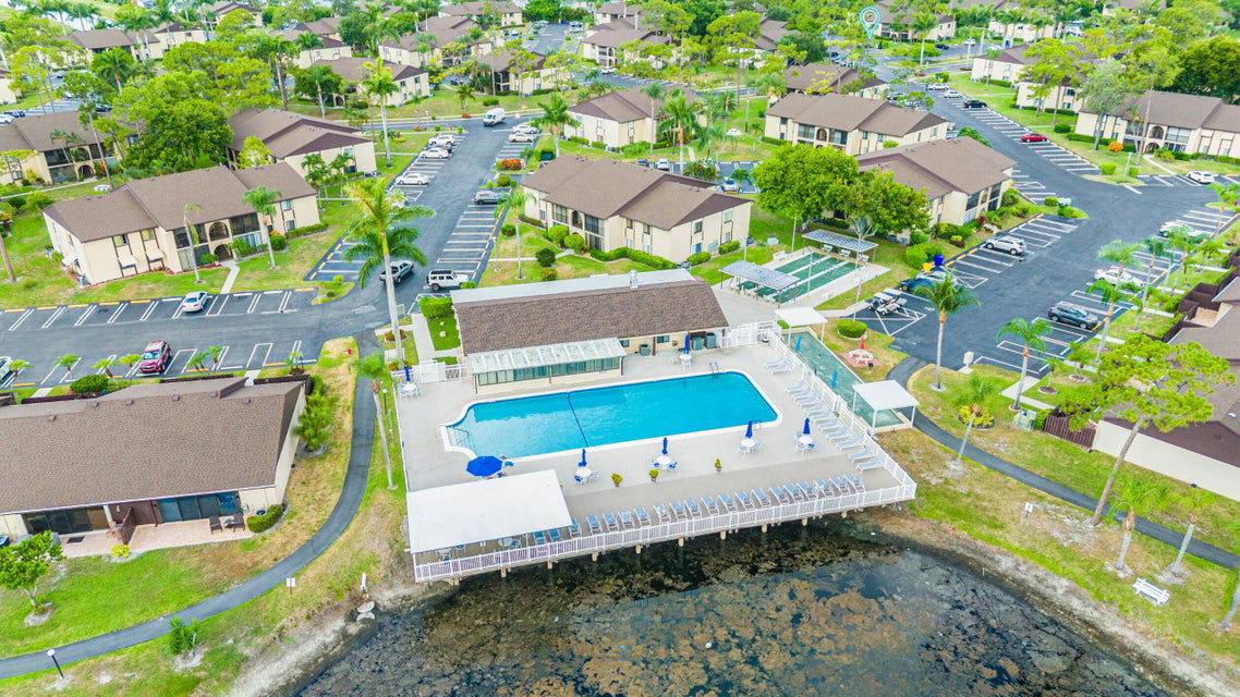 Condo for rent at 441 Pine Glen Lane #A1, Lake Worth, FL 33463