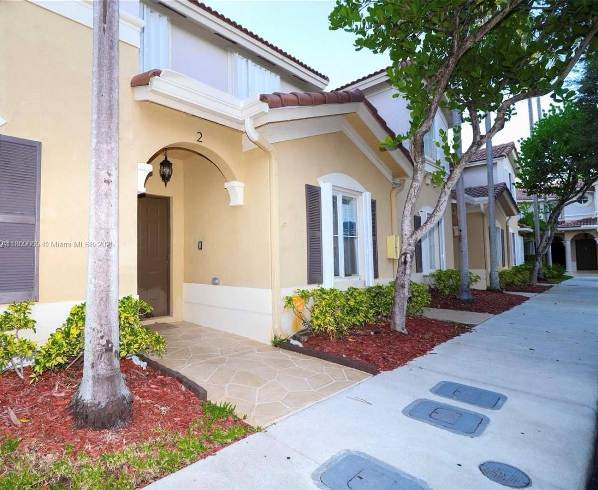Condo for rent at 9020 W Flagler St #2, Miami, FL 33174