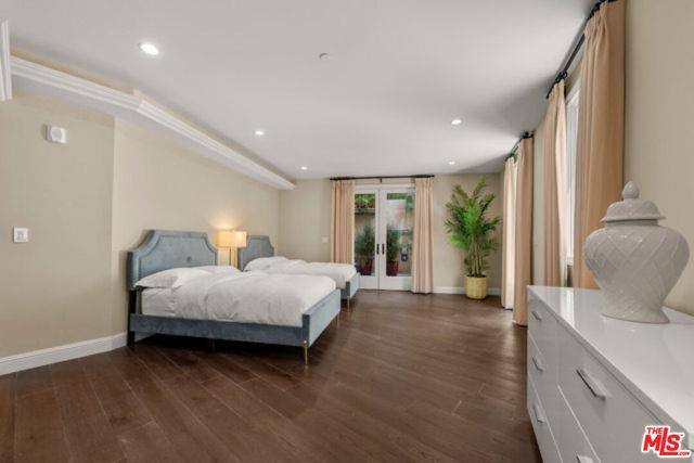 House for rent at 1825 Pandora Ave #101, Los Angeles, CA 90025