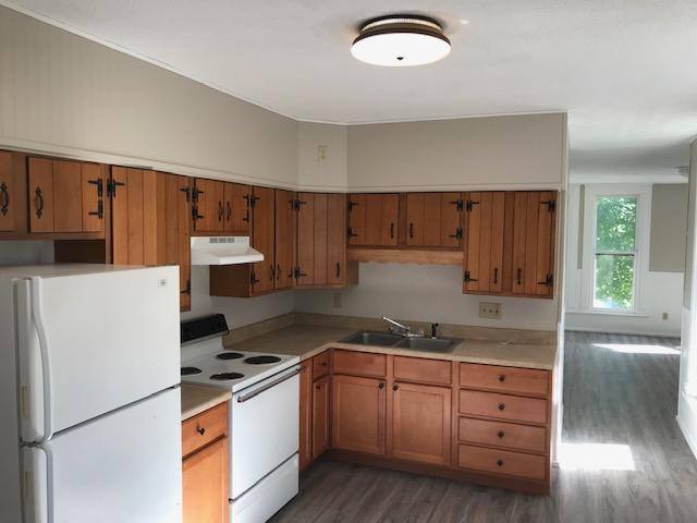 Apartment for rent at 217 Capital Ave NE #4, Battle Creek, MI 49017