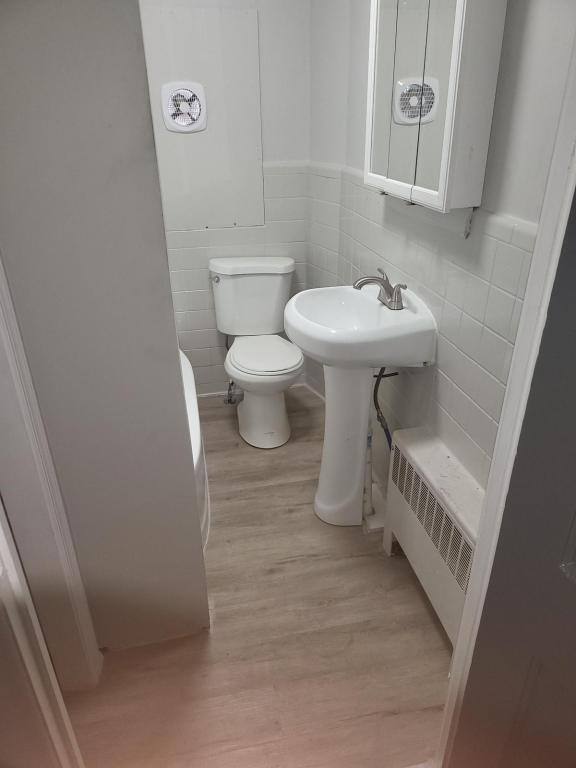 House for rent at 338 W 2nd St, Waynesboro, PA 17268