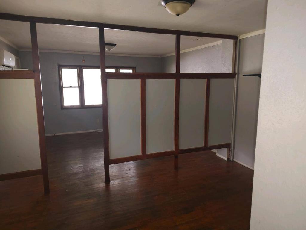 House for rent at 311 E Spring St #2, El Dorado Springs, MO 64744