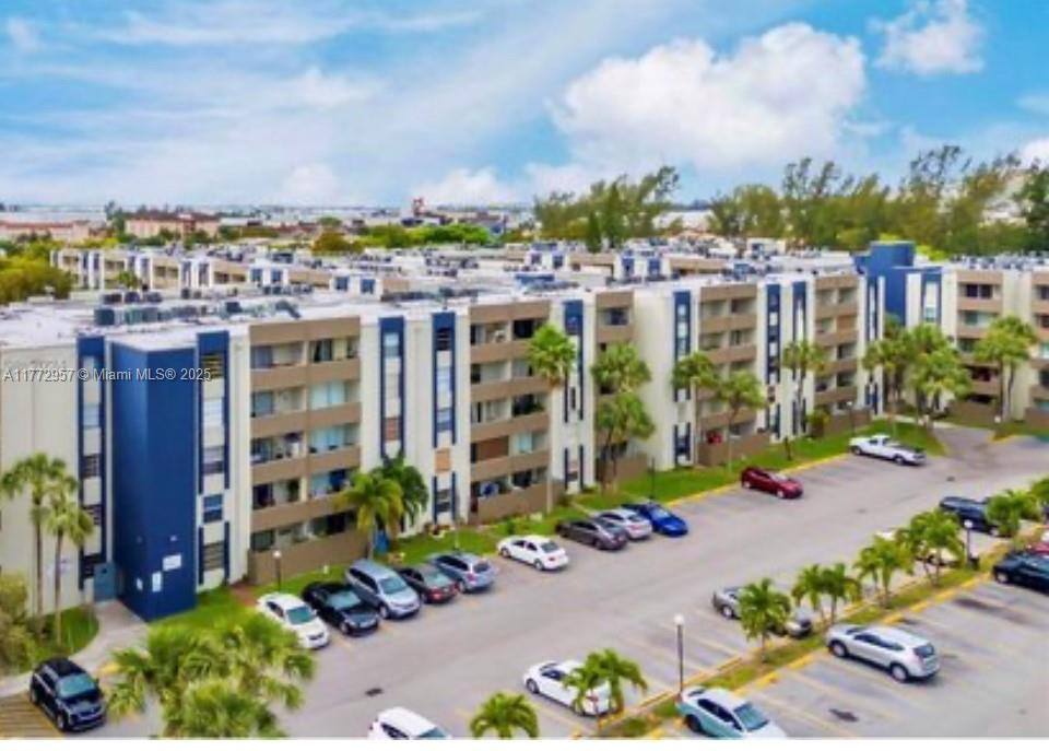 Apartment for rent at 10090 NW 80th Court, Hialeah, FL 33016