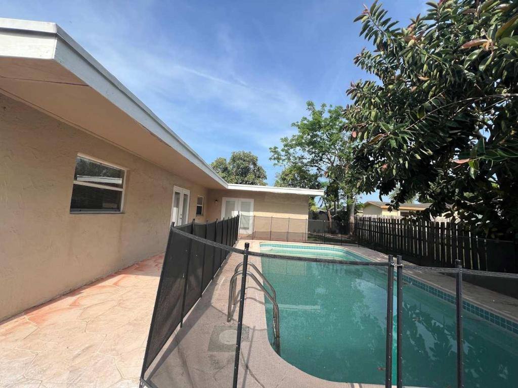 House for rent at 11360 NW 37th Place, Fort Lauderdale, FL 33323