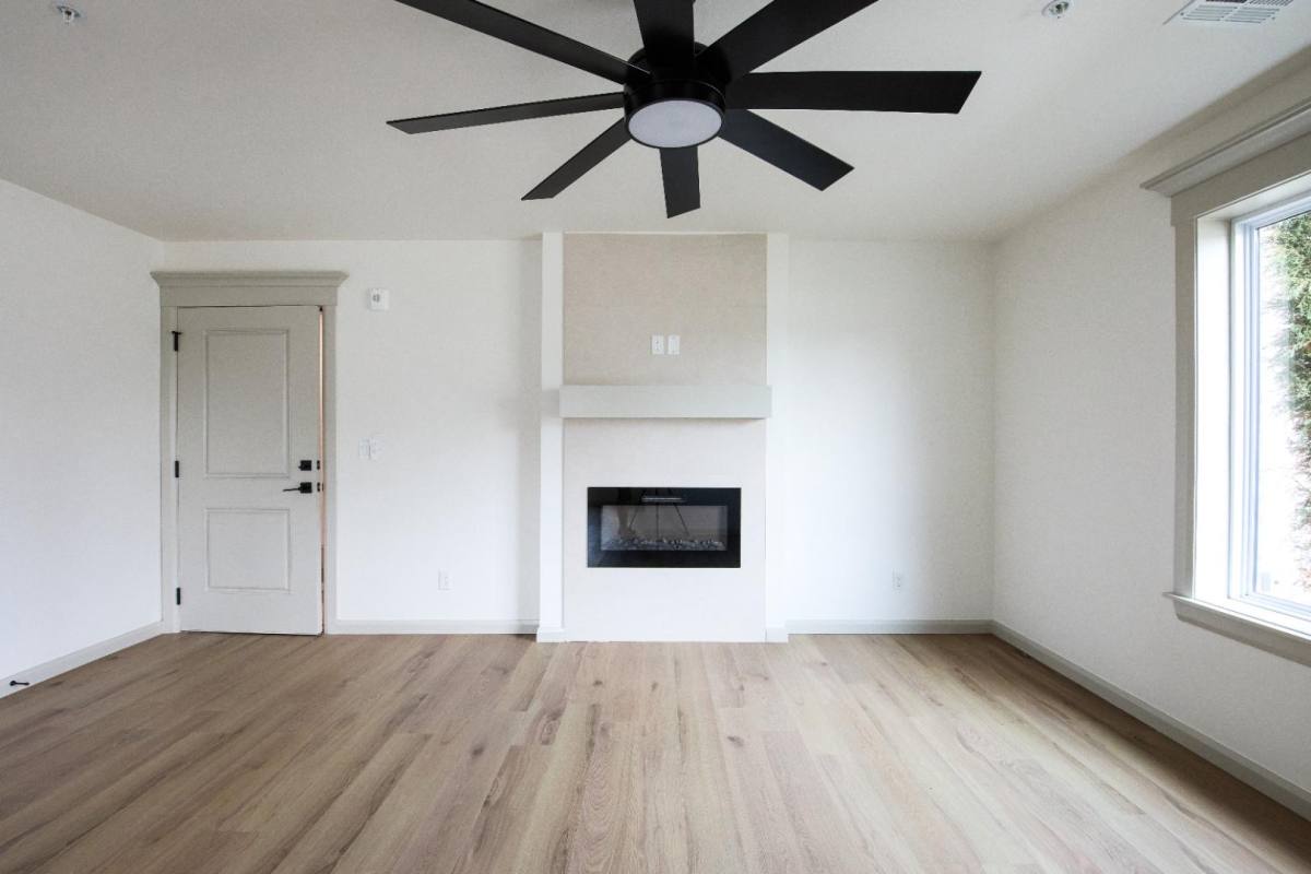 Apartment for rent at 112 W 2nd, Owasso, OK 74055