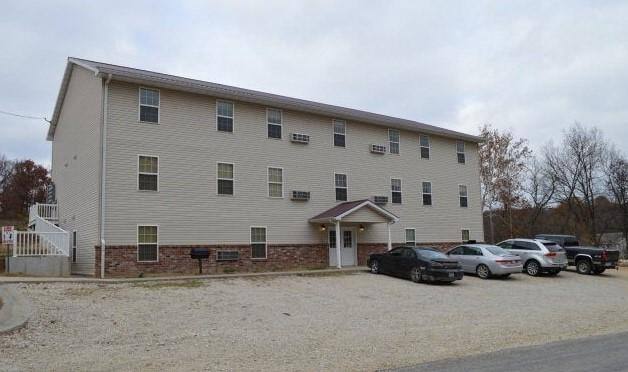 Apartment for rent at 217 Twin Ridge Rd #A6, Linn, MO 65051