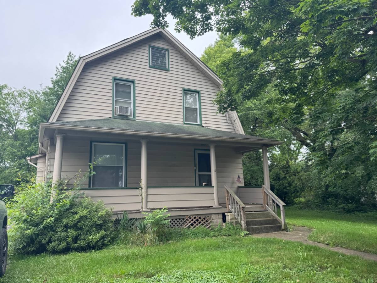 House for rent at 125 Perry St #125, Struthers, OH 44471