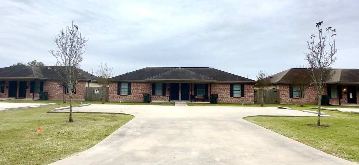 Apartment for rent at 2528 Crockett St #B, Lake Charles, LA 70601
