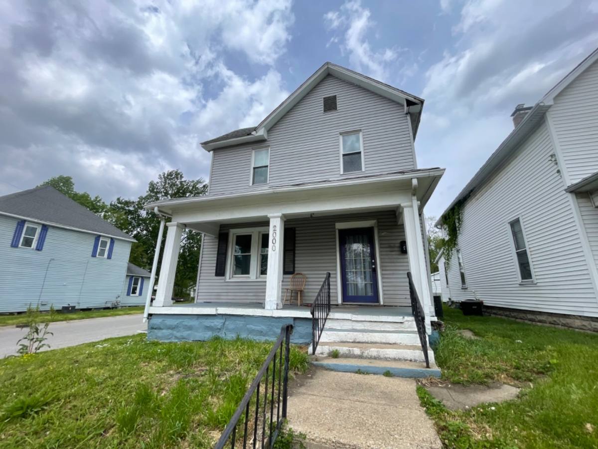 Apartment for rent at 2000 Locust St #A, Terre Haute, IN 47807