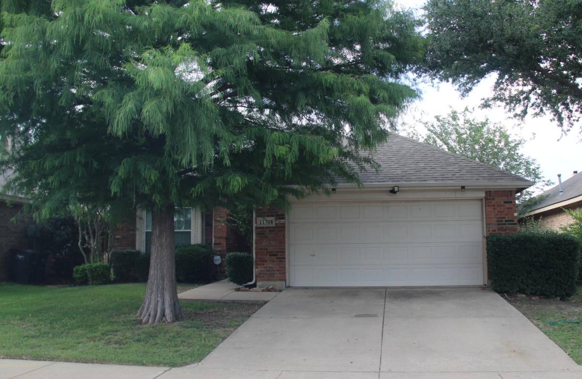 House for rent at 11708 Kenny Dr, Keller, TX 76244