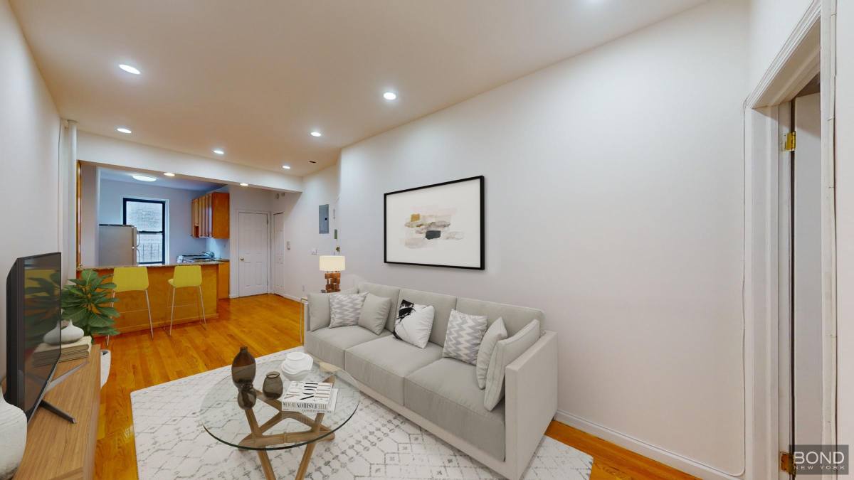 Apartment for rent at 1460 Second Ave #4N, New York, NY 10075