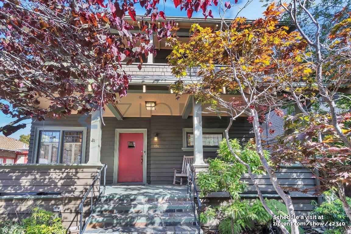 House for rent at 654 Chetwood St #NA, Oakland, CA 94610