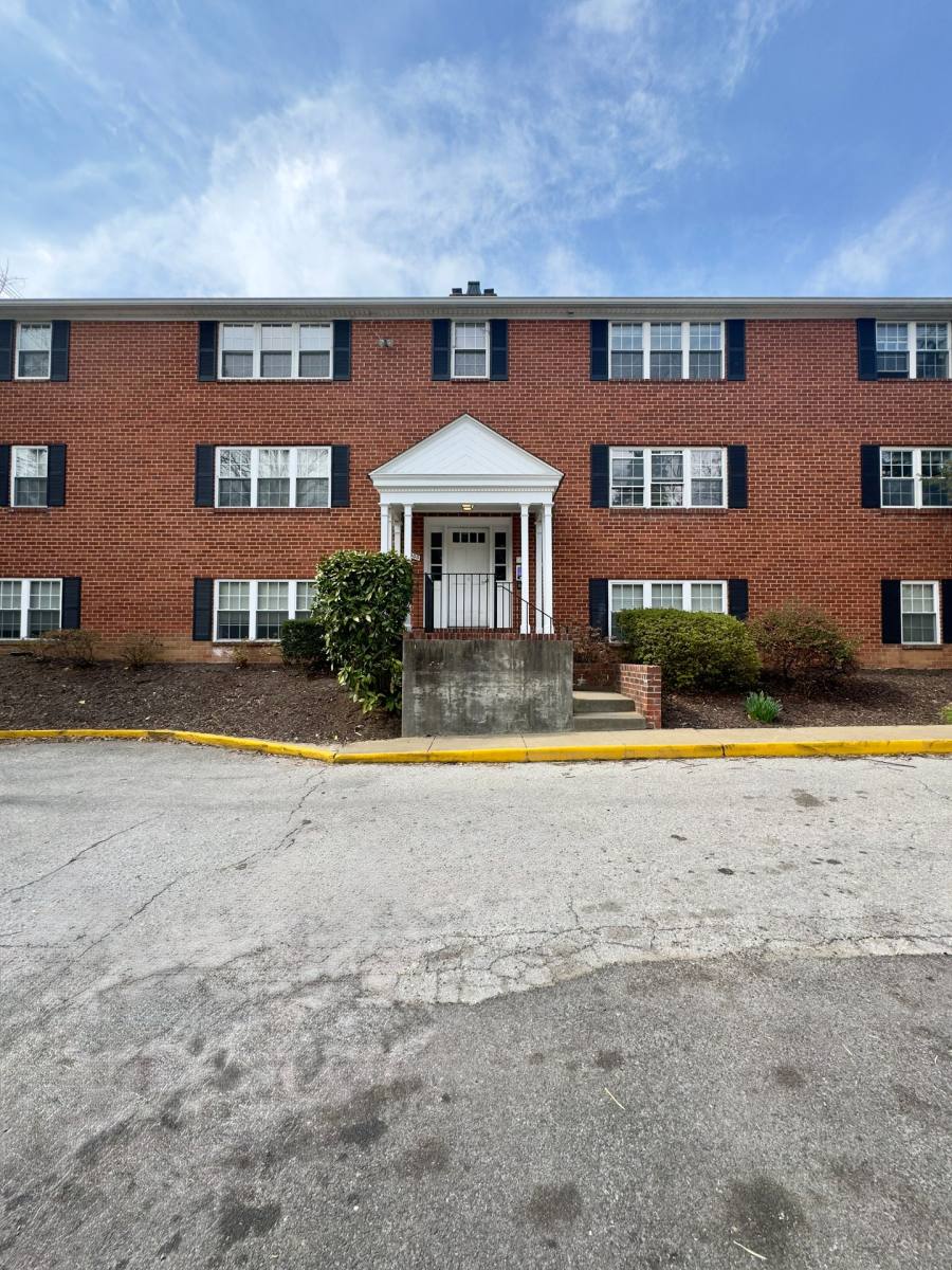 Apartment for rent at 4000 - 4014 Linkwood Rd, Baltimore, MD 21210