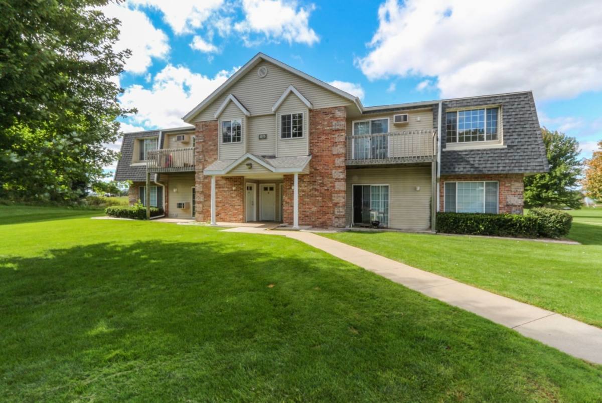Apartment for rent at 3469 Prairie Dr, Delavan, WI 53115