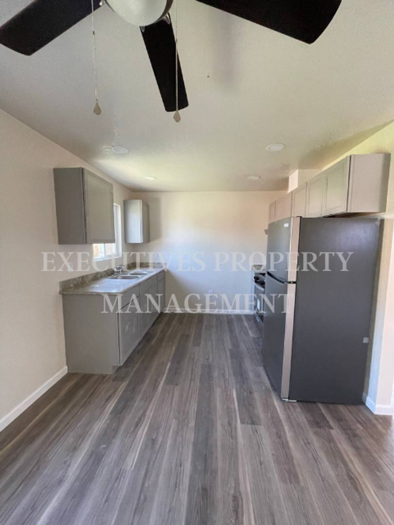 House for rent at 1690 Stretch Rd, Merced, CA 95340