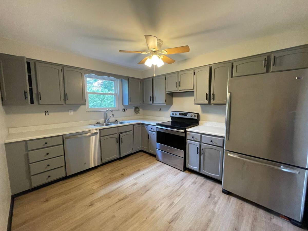 Apartment for rent at 112 Woodlawn Ave, Pittsburgh, PA 15202