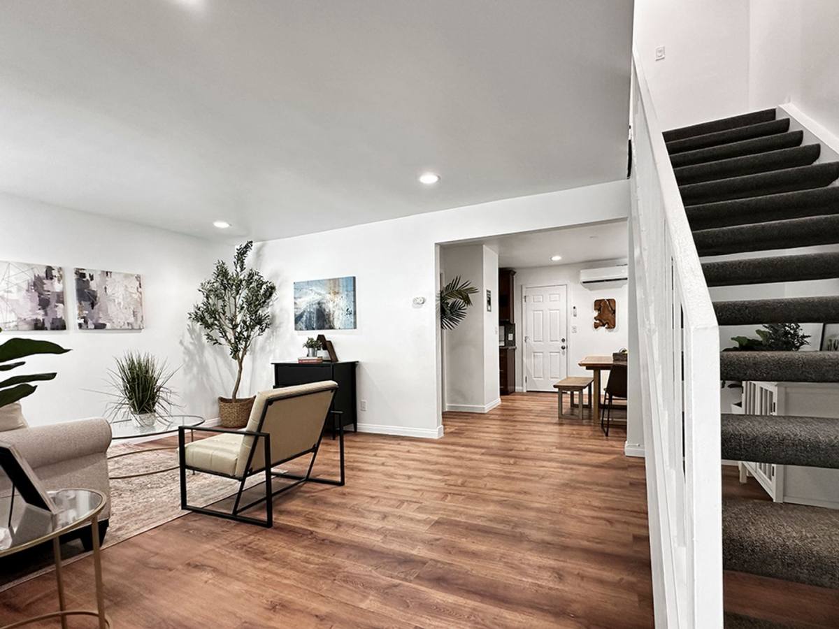 Apartment for rent at 1144 Stanley Ave, Long Beach, CA 90804