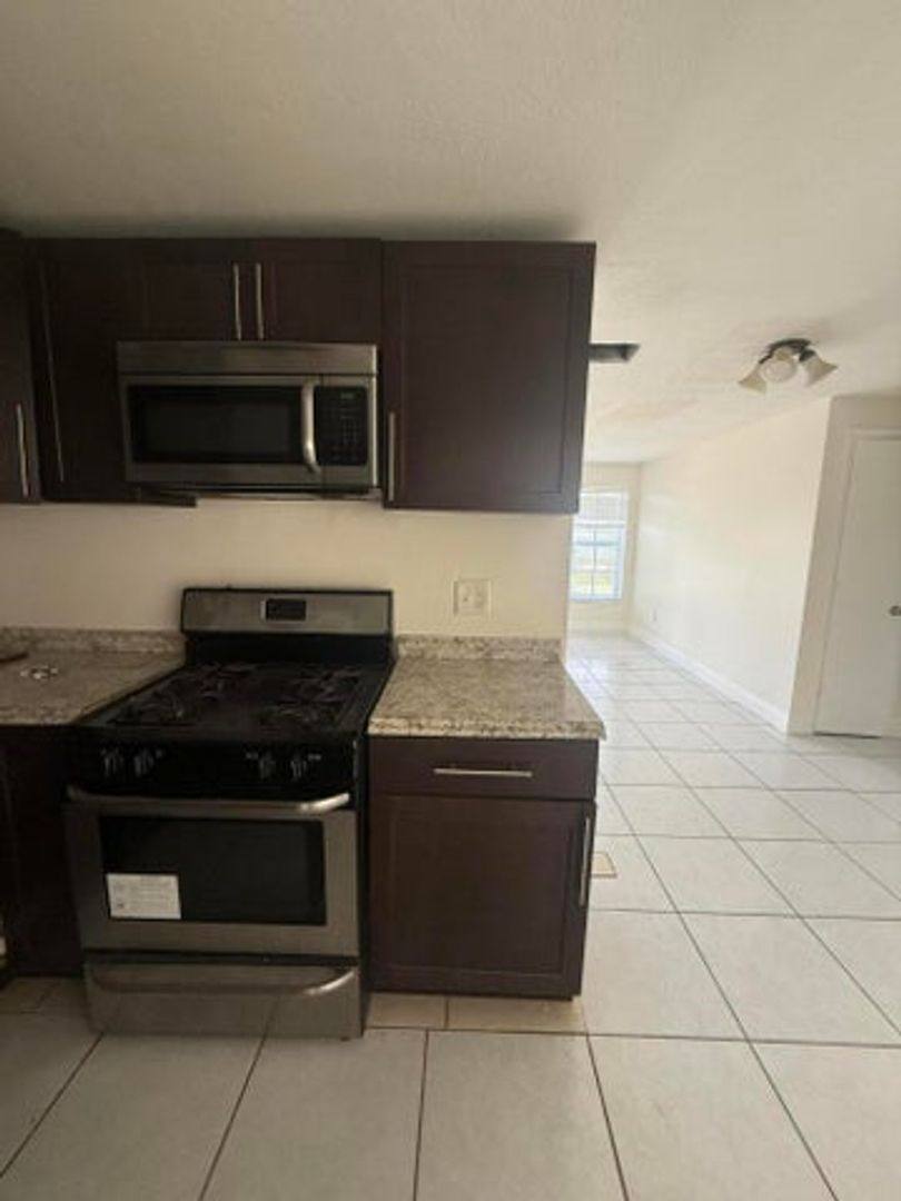 House for rent at 5698 Gramercy Dr, West Palm Beach, FL 33407