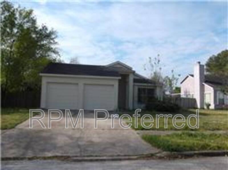 House for rent at 18315 Santolina Lane, Katy, TX 77449