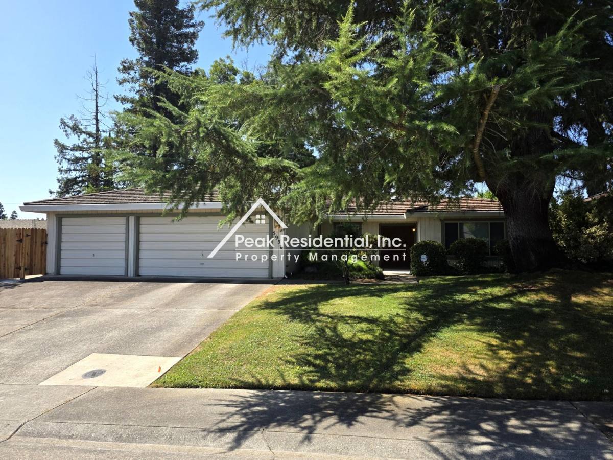 House for rent at 5950 Lincoln Hills Way, Carmichael, CA 95608