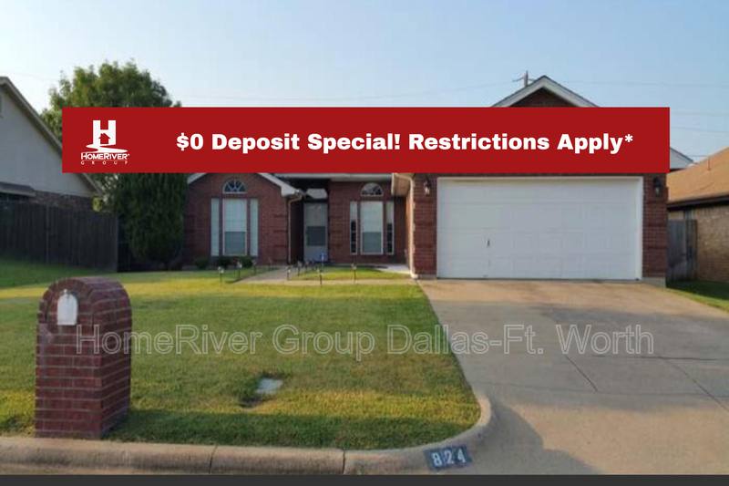 House for rent at 824 Carrington Dr, Arlington, TX 76001