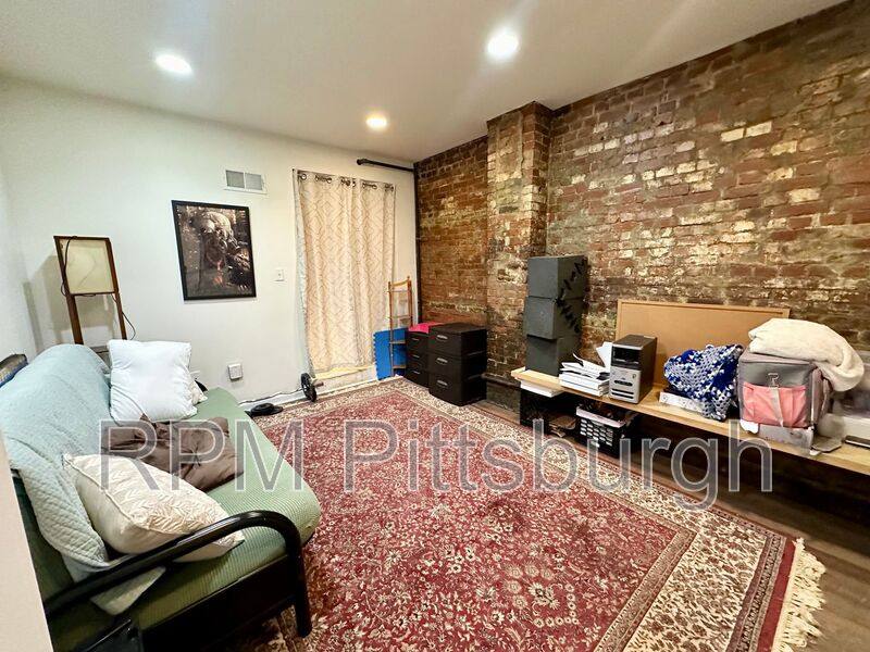 House for rent at 1934 Huron St, Pittsburgh, PA 15203