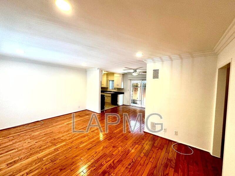 Apartment for rent at 8130 Norton Ave #4, Los Angeles, CA 90046