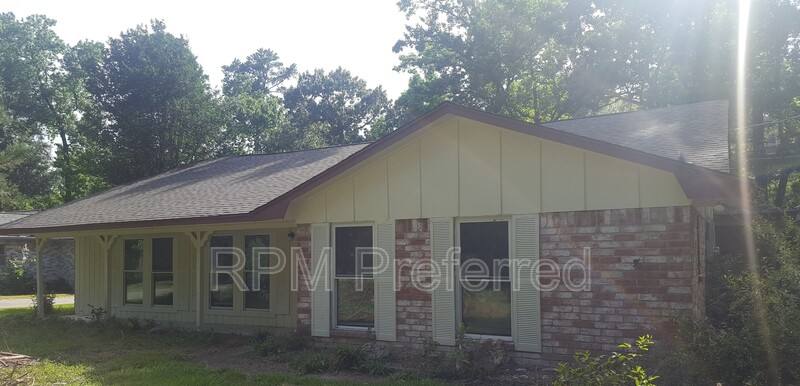 House for rent at 20420 Youpon Lane, Porter, TX 77365